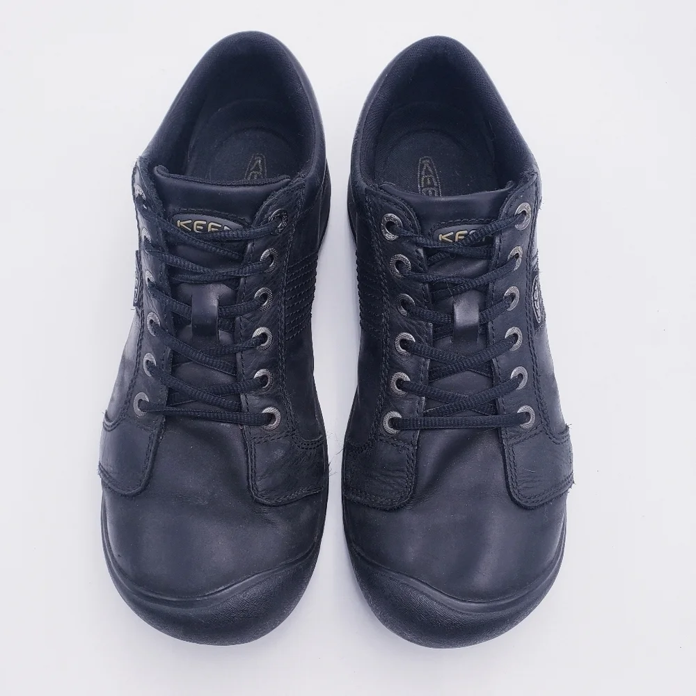 Keen Men's Austin Low Top Hiking Shoe Waterproof Black Leather Size 11.5‎